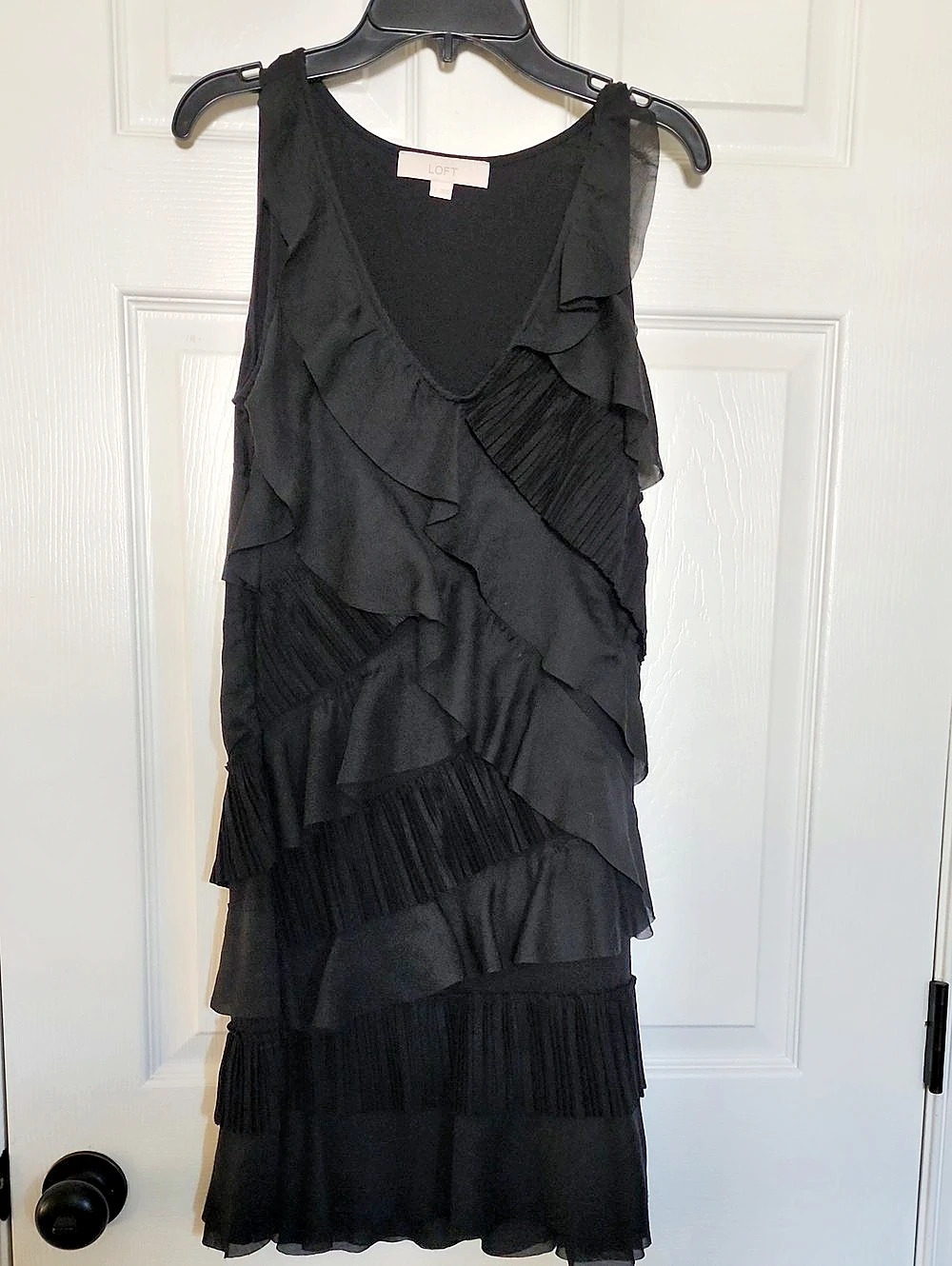 LOFT Ruffle Mini Dress in Black Size Small Like New